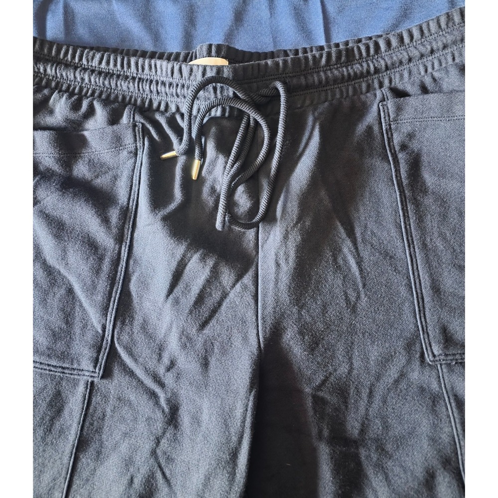 Free Assembly Women XXL Darkest Navy Patch‎ Pocket Sweatpants Shorts/Capris NEW - Picture 4 of 12